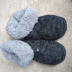 New without tags Muk Luks Slipper shoes